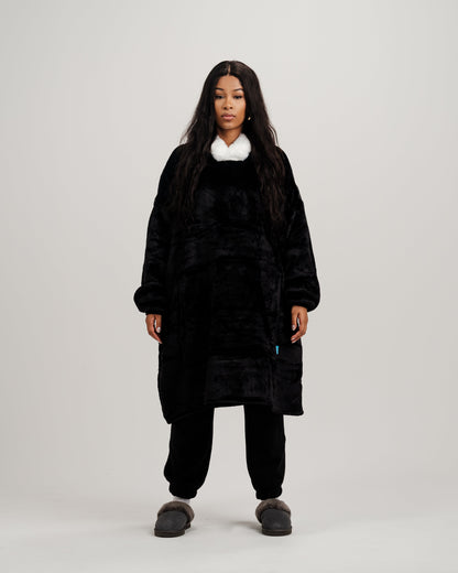 ONY Furlined Hoodie Blanket - Black