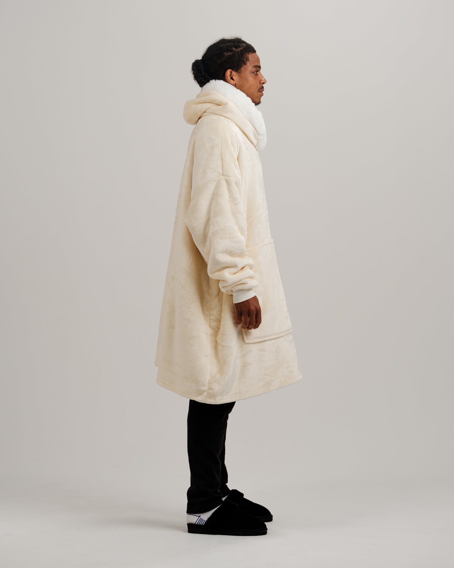 ONY Furlined Hoodie Blanket - Cream