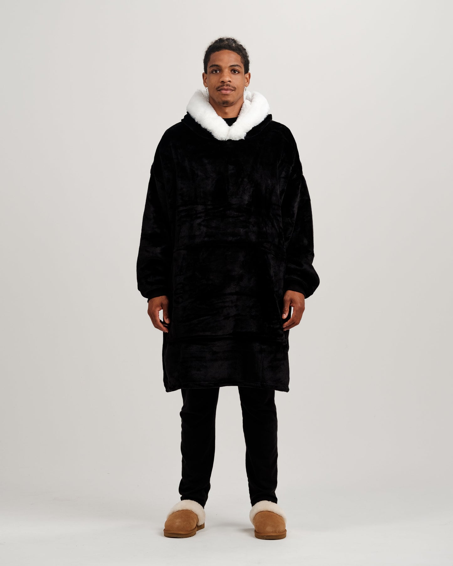 ONY Furlined Hoodie Blanket - Black