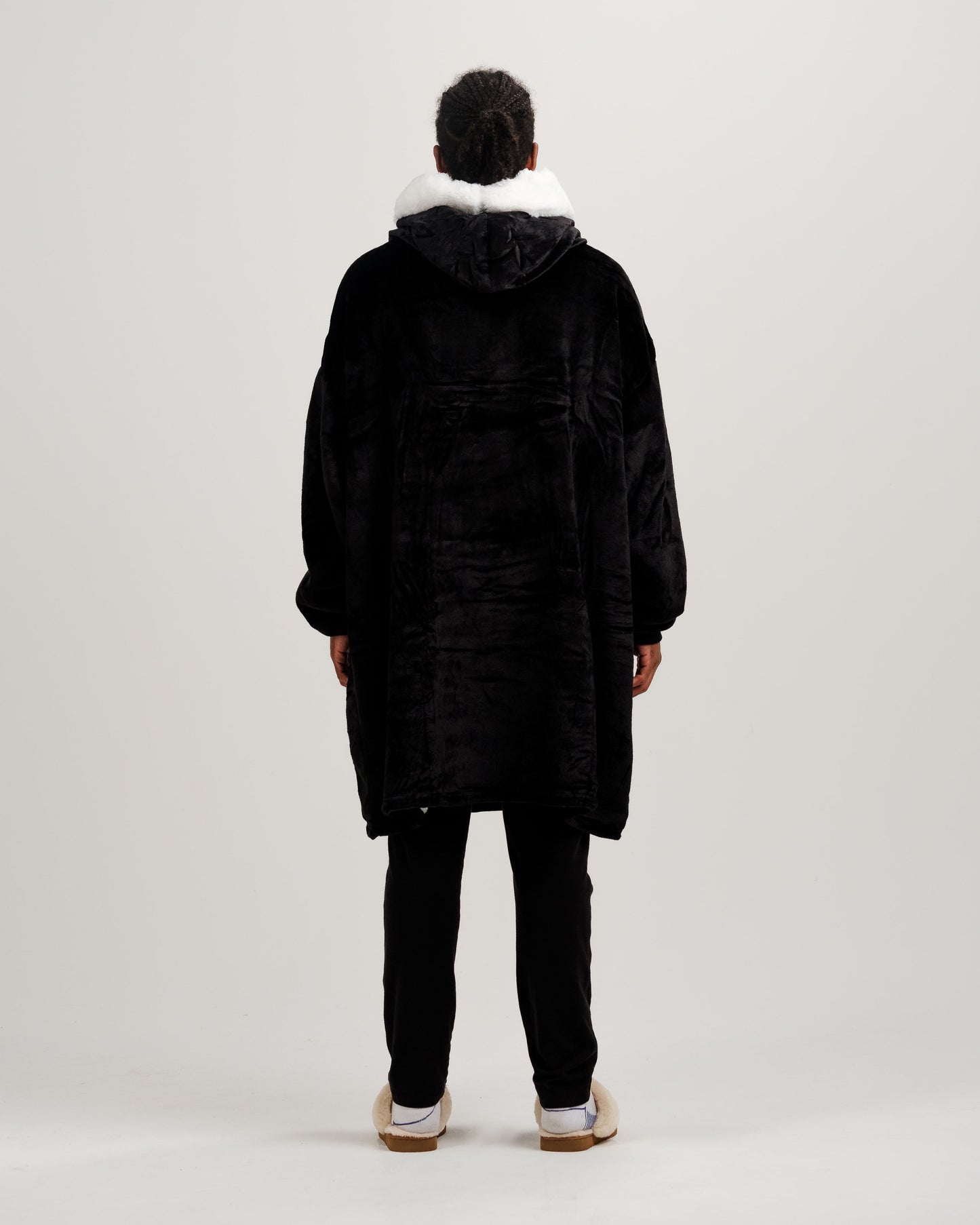 ONY Furlined Hoodie Blanket - Black