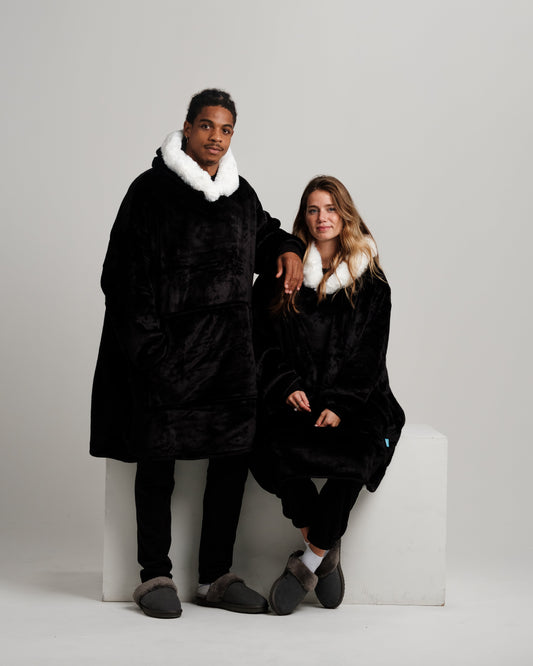 ONY Furlined Hoodie Blanket - Black