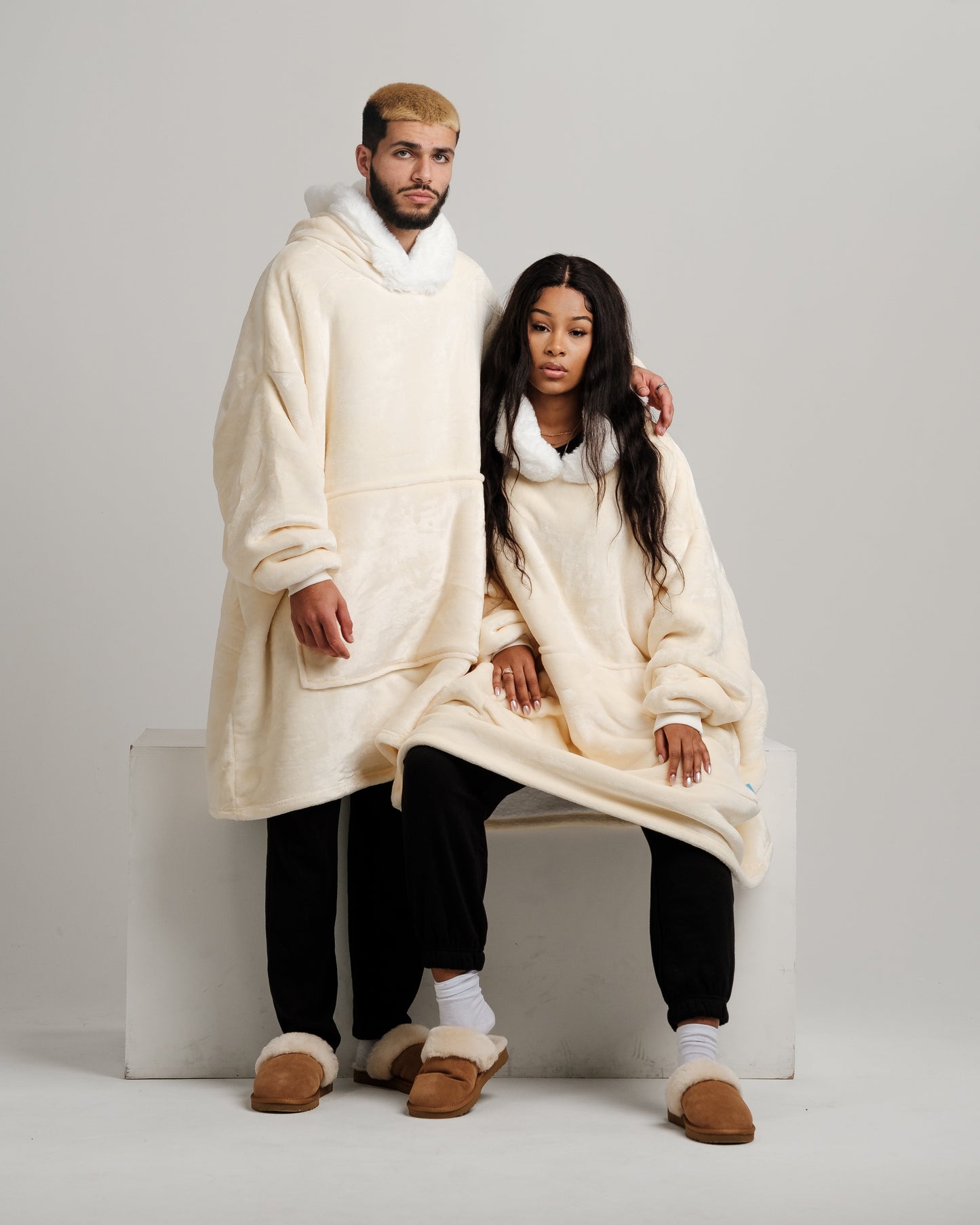 ONY Furlined Hoodie Blanket - Cream