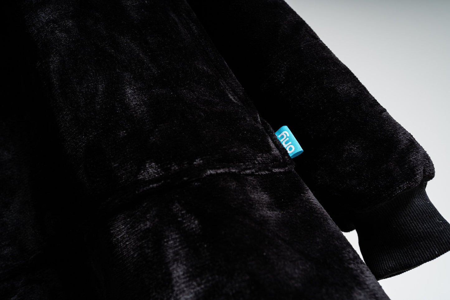 Original Ony Hoodie Blanket - Black